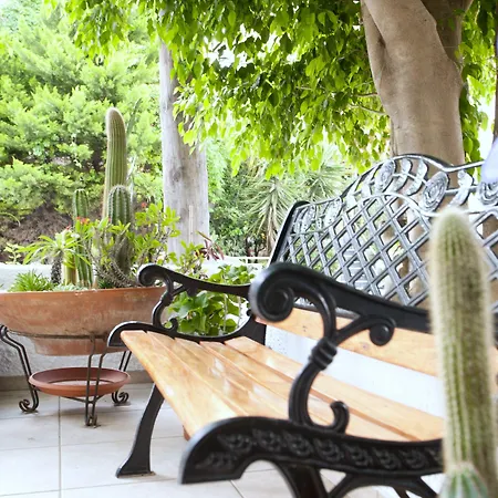 阿斯塔里酒店 3* 罗希姆诺