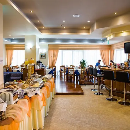 阿斯塔里酒店 酒店 罗希姆诺