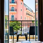 Astali Hotel 3*